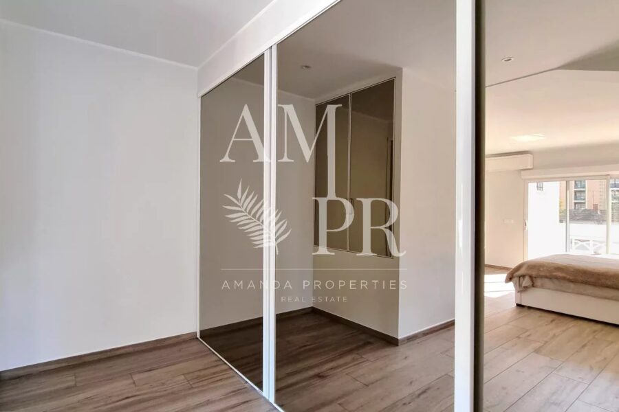 Maison à vendre à Cannes — Vue parc & jardin — photo 12