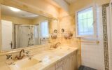 Maison à vendre à Entrecasteaux — Vue parc & jardin — photo 23