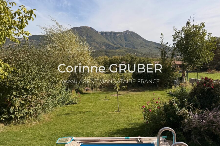 Maison à vendre à Digne-les-Bains — Vue montagne — photo 1