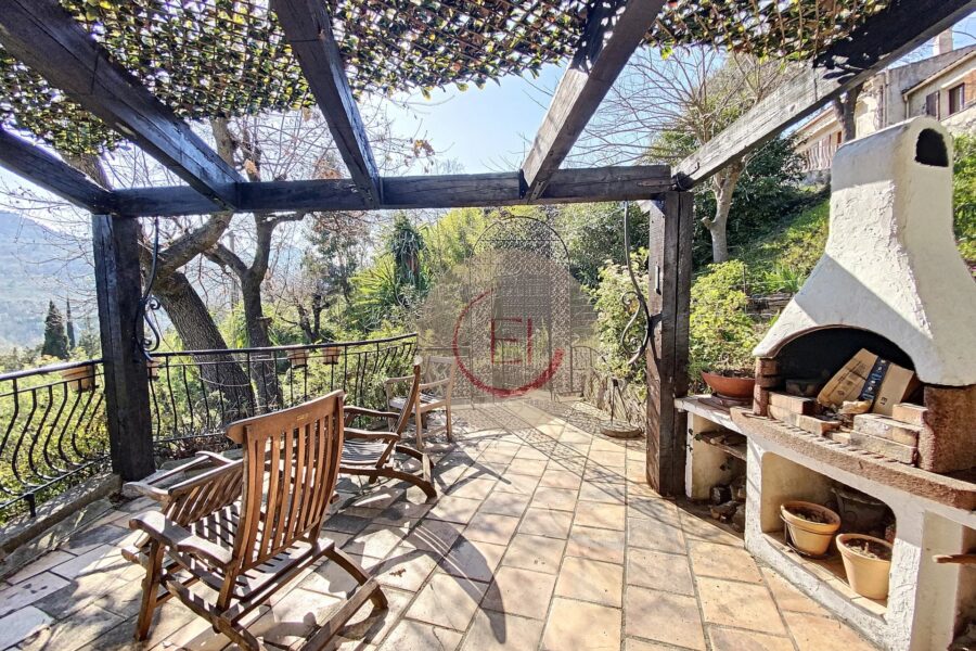 Maison à vendre à Les Adrets-de-l&rsquo;Estérel — Vue montagne — photo 5