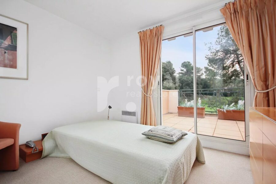 Maison à vendre à Mougins — Vue golf — photo 14