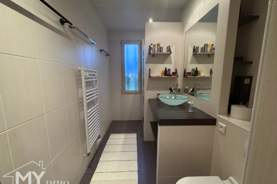 Maison à vendre à Pineuilh — Vue parc & jardin — photo 17