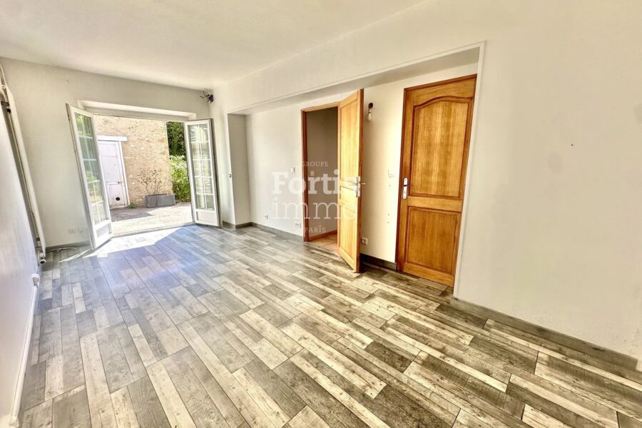 Maison à vendre à La Grande-Paroisse — Vue parc & jardin — photo 15