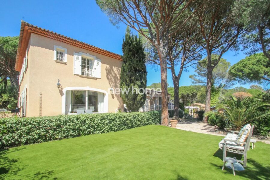 Maison à vendre à Saint-Raphaël — Vue golf — photo 13