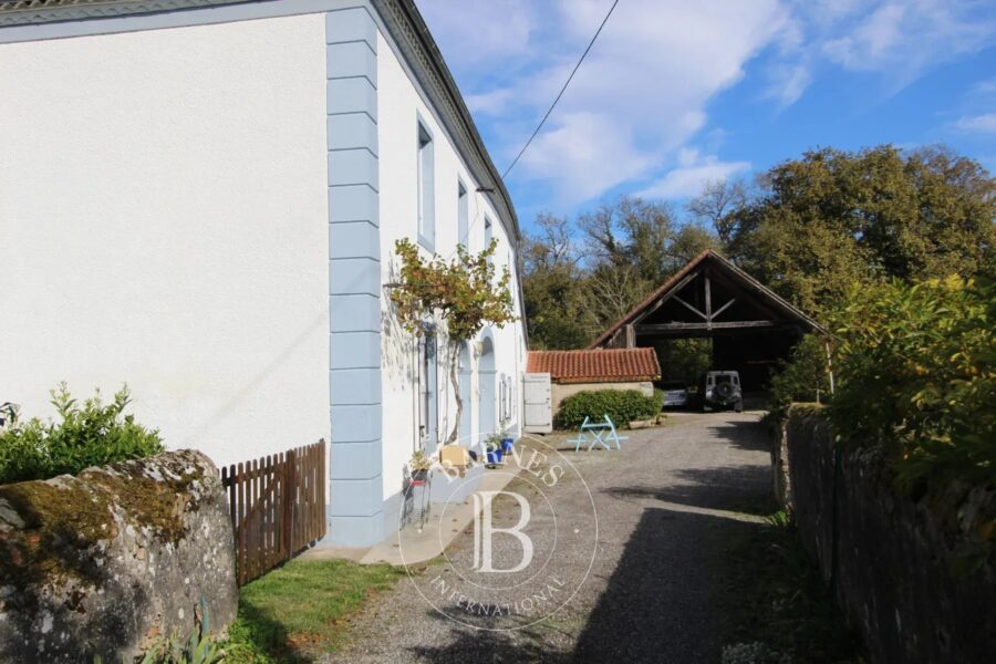 Maison à vendre à Sauveterre-de-Béarn — Vue montagne — photo 9