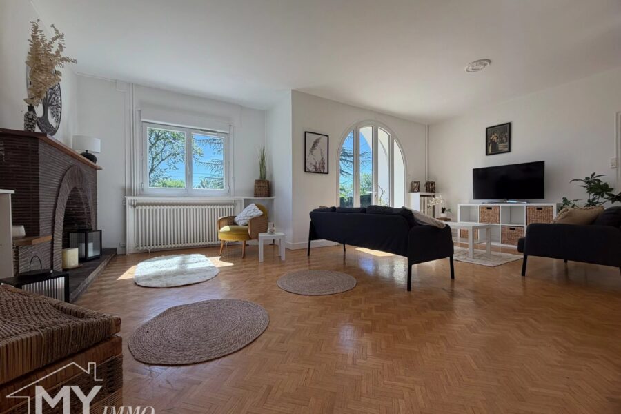 Maison à vendre à Pineuilh — Vue parc & jardin — photo 11