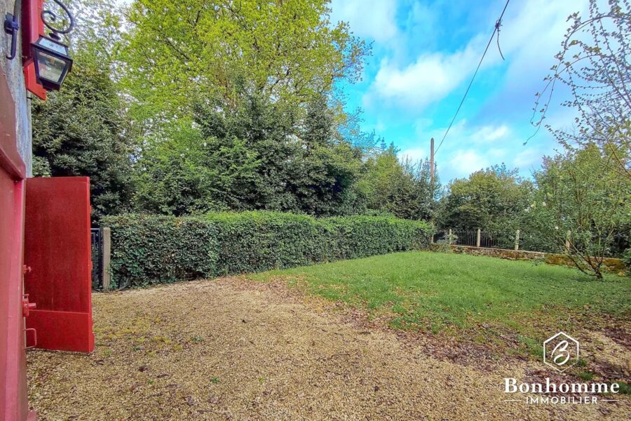 Maison à vendre à Baurech — Vue parc & jardin — photo 13