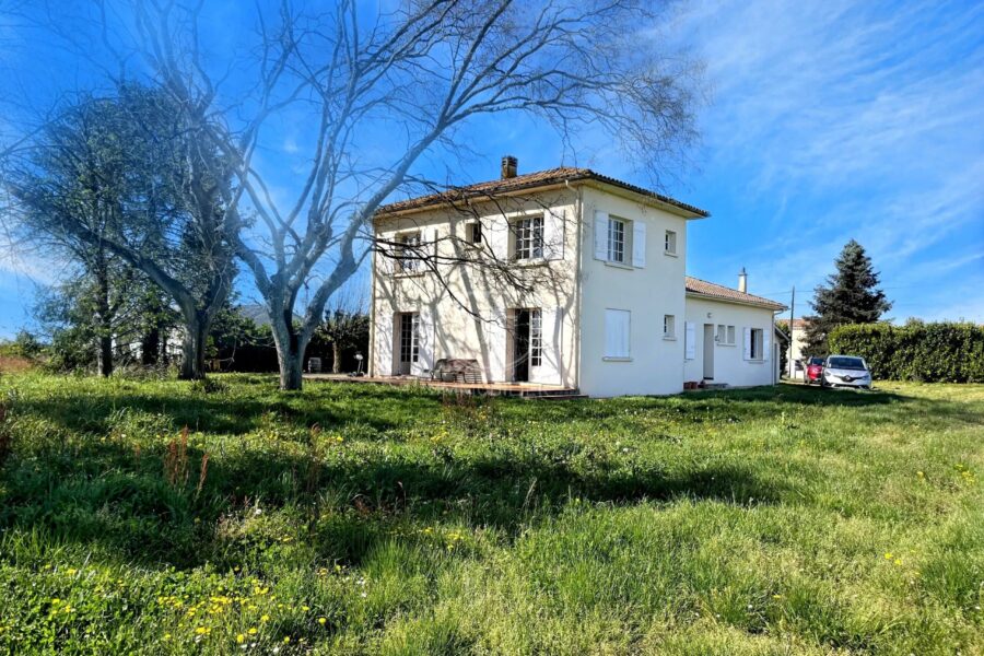Maison à vendre à Saint-Philippe-d&rsquo;Aiguilhe — Vue nature — photo 4