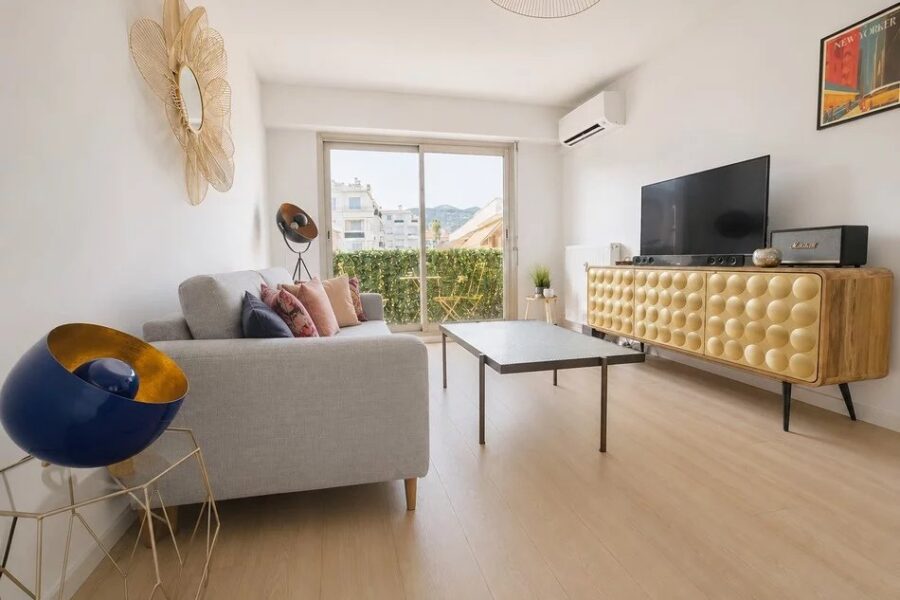 Appartement à vendre à Nice — Vue sur la ville — photo 9