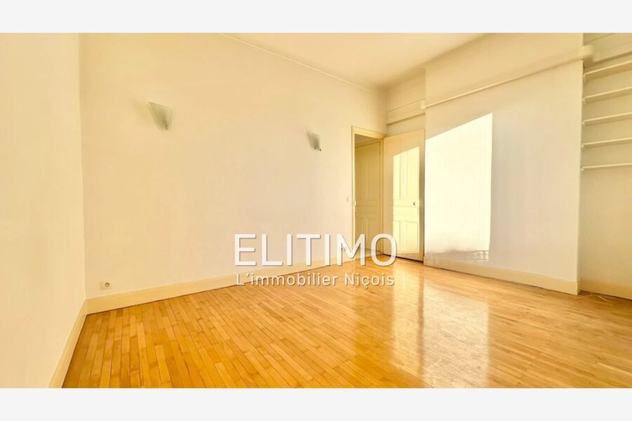 Appartement à vendre à Nice — Vue sur la ville — photo 5