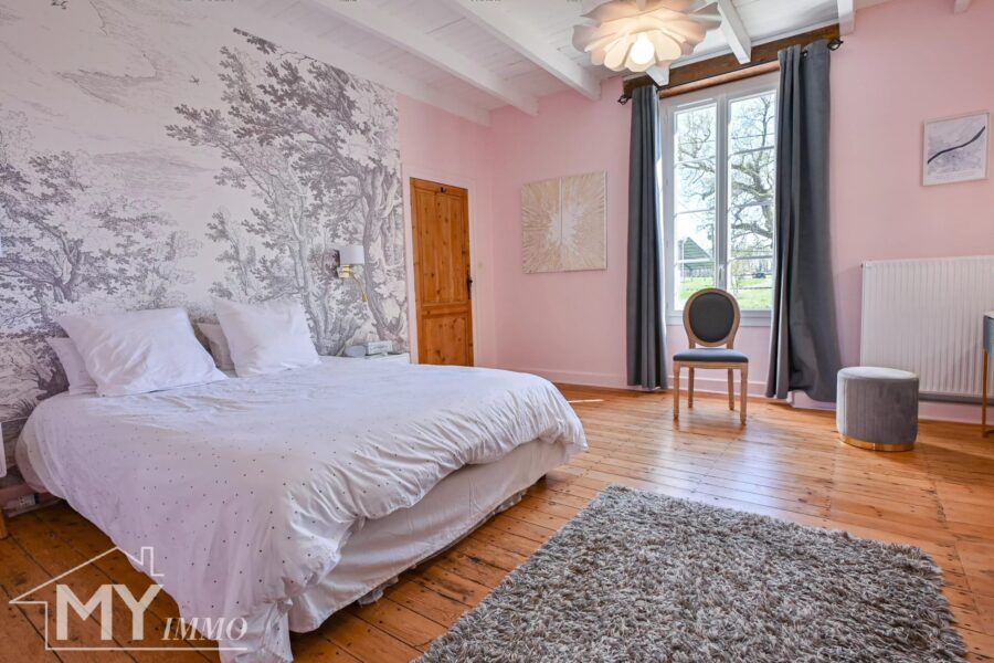 Maison à vendre à Saint-Méard-de-Gurçon — Vue montagne — photo 13