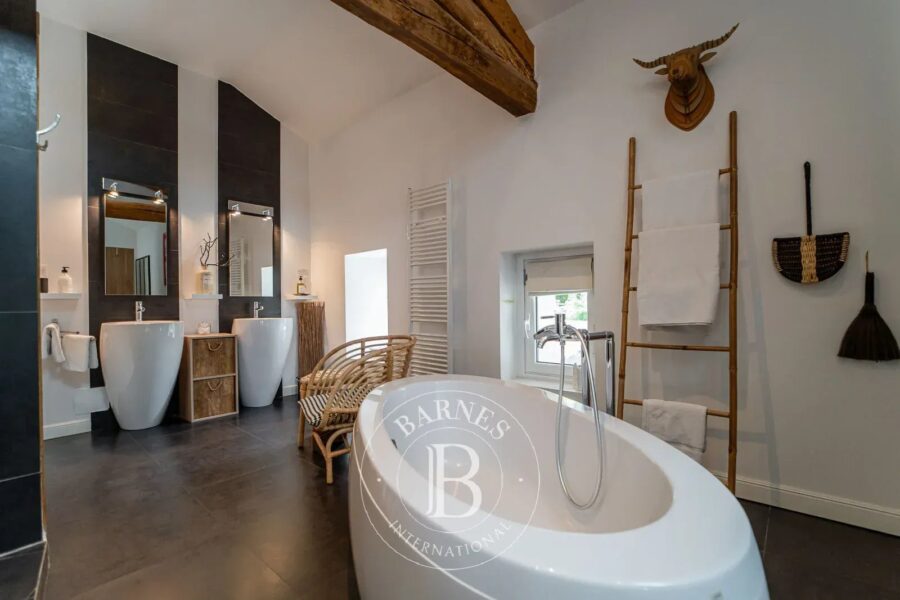 Maison à vendre à Saint-Pée-sur-Nivelle — Vue montagne — photo 21