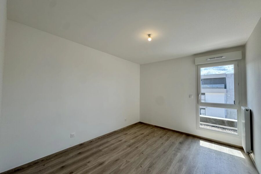Appartement à vendre à Thonon-les-Bains — Vue sur la ville — photo 6