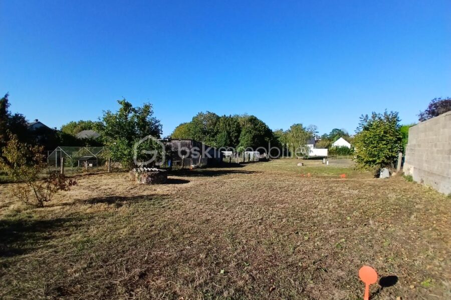 Terrain à vendre à Le Val-Saint-Père — Vue dégagée — photo 1