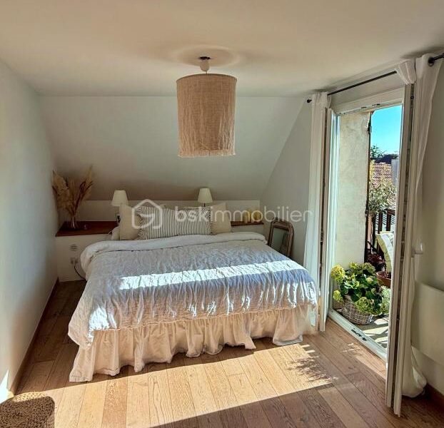 Appartement à vendre à La Queue-les-Yvelines — Vue sur la ville — photo 8