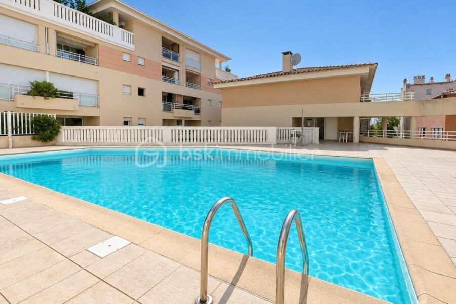 Appartement à vendre à Golfe-Juan — Vue mer — photo 7