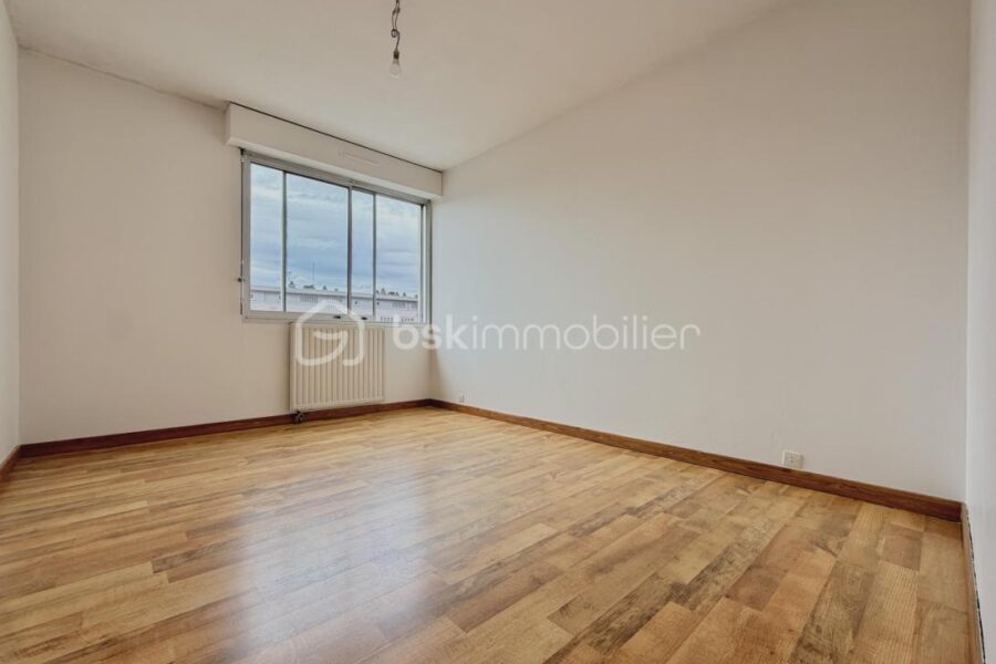 Appartement à vendre à Dijon — Vue sur la ville — photo 7