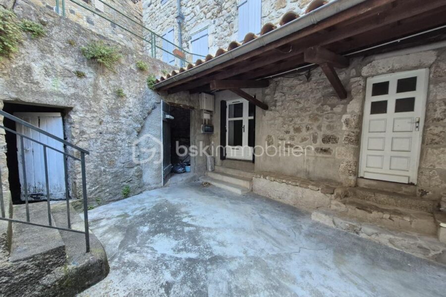 Maison à vendre à Antraigues-sur-Volane — Vue nature — photo 7