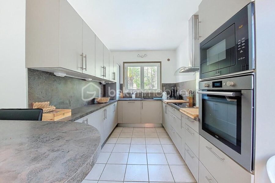 Maison à vendre à Six-Fours-les-Plages — Vue dégagée — photo 9