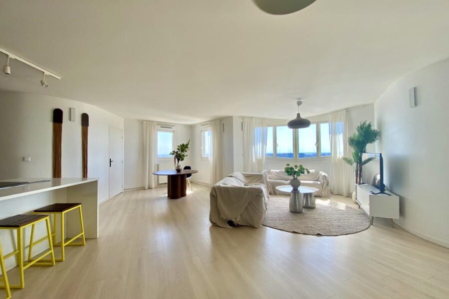 Appartement à louer à Lyon 9e arrondissement — Vue sur la ville — photo 8