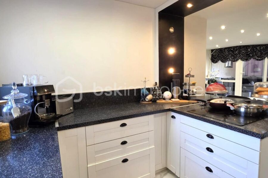 Appartement à vendre à Grenoble — Vue parc & jardin — photo 8