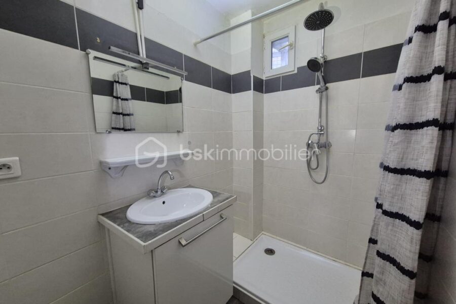 Appartement à vendre à Largentière — Vue fleuve — photo 7