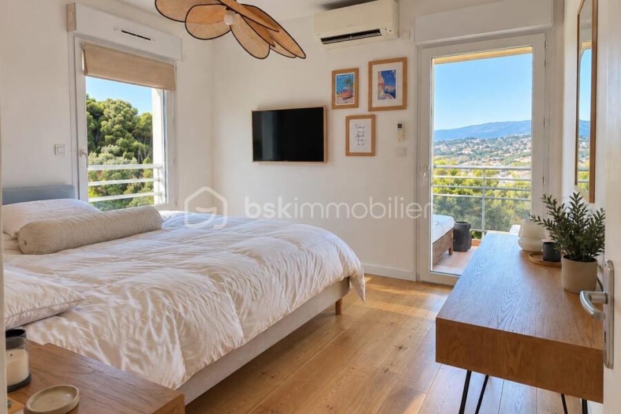 Appartement à vendre à Saint-Laurent-du-Var — Vue mer — photo 7