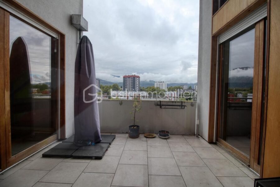 Appartement à vendre à Grenoble — Vue montagne — photo 1