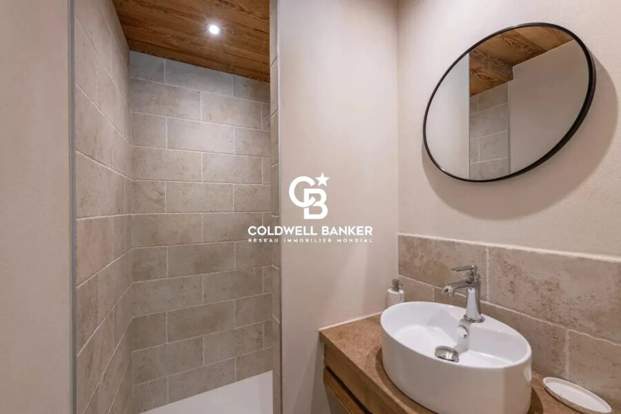 Maison à vendre à Manigod — Vue montagne — photo 16