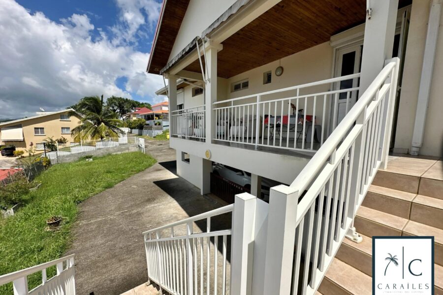 Maison à vendre à Rivière-Salée — Vue mer — photo 3