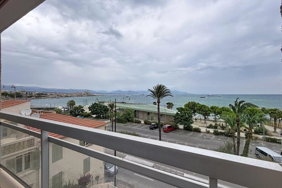 Appartement à vendre à Antibes — Vue mer — photo 2