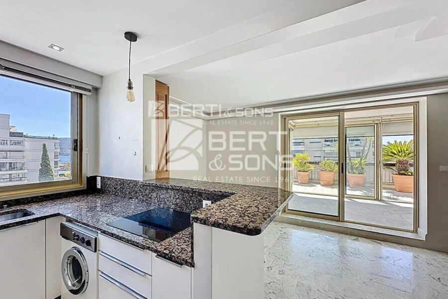 Appartement à vendre à Mandelieu-la-Napoule — Vue mer — photo 4