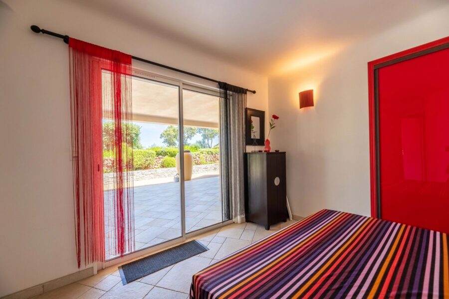Maison à vendre à Sainte-Lucie-de-Porto-Vecchio — Vue mer — photo 19