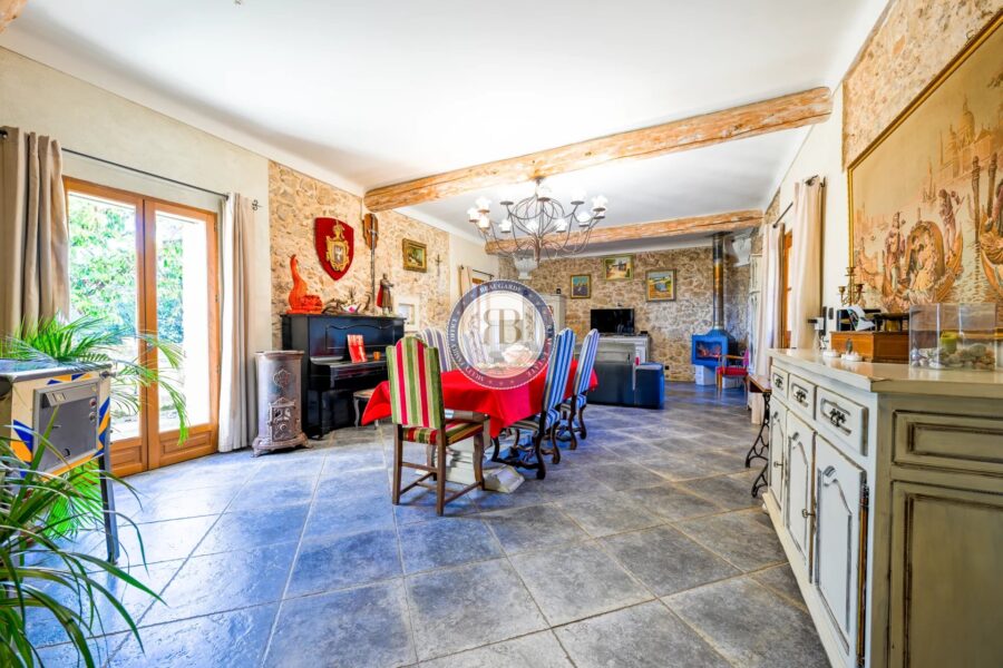 Maison à vendre à Le Broc — Vue montagne — photo 16