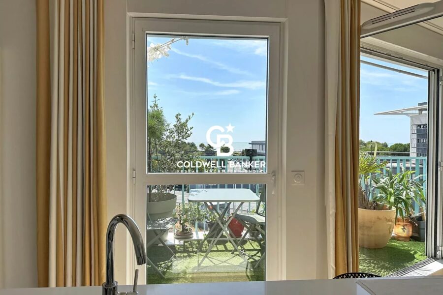 Appartement à vendre à La Rochelle — Vue mer — photo 6