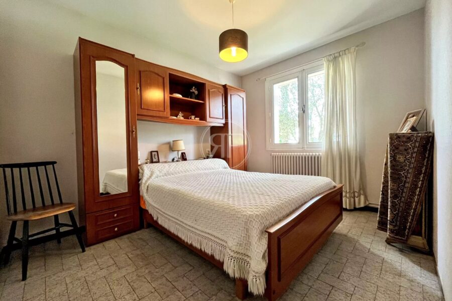 Maison à vendre à Puisseguin — Vue sur la ville — photo 13