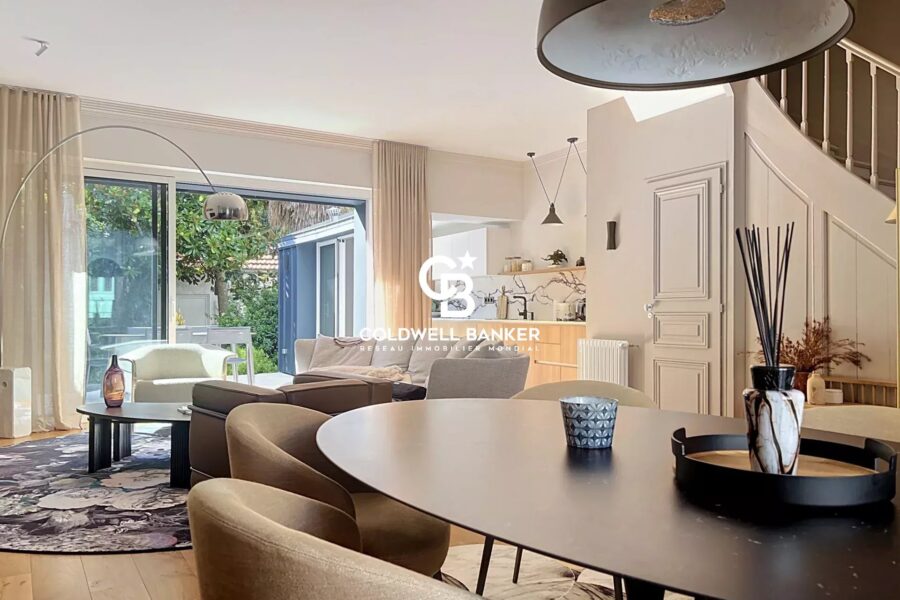 Maison à vendre à La Rochelle — Vue parc & jardin — photo 2