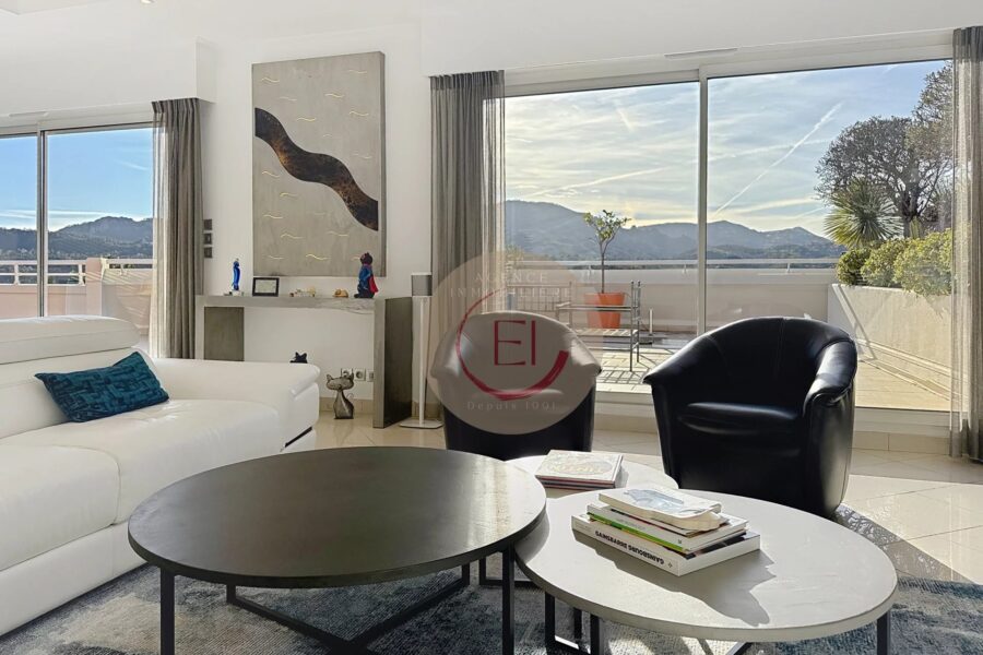 Appartement à vendre à Mandelieu-la-Napoule — Vue golf — photo 16