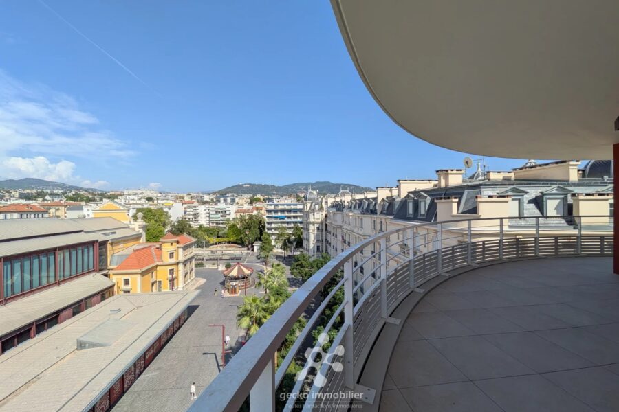 Appartement à vendre à Nice — Vue montagne — photo 2