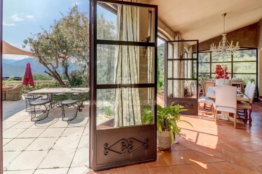Maison à vendre à La Roquette-sur-Var — Vue montagne — photo 10