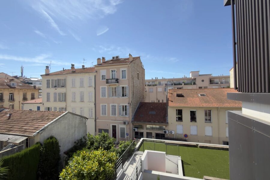 Appartement à vendre à Cannes — Vue sur la ville — photo 4