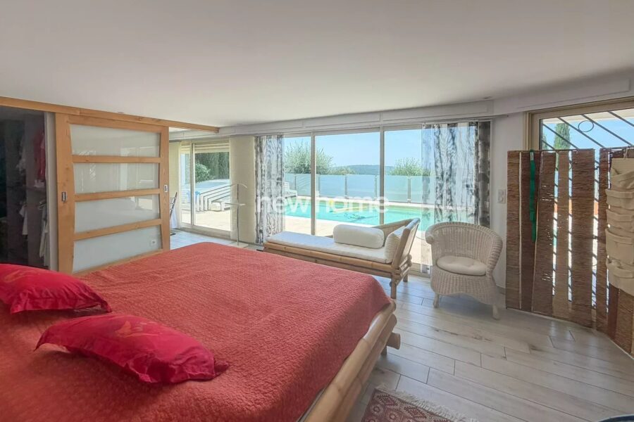Maison à vendre à Saint-Vallier-de-Thiey — Vue mer — photo 14