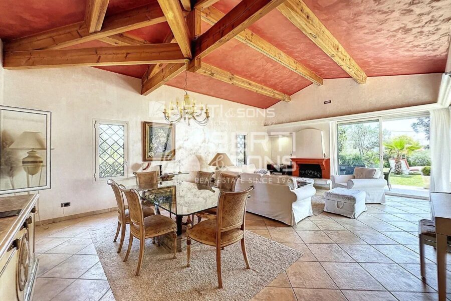 Maison à vendre à Mandelieu-la-Napoule — Vue montagne — photo 3