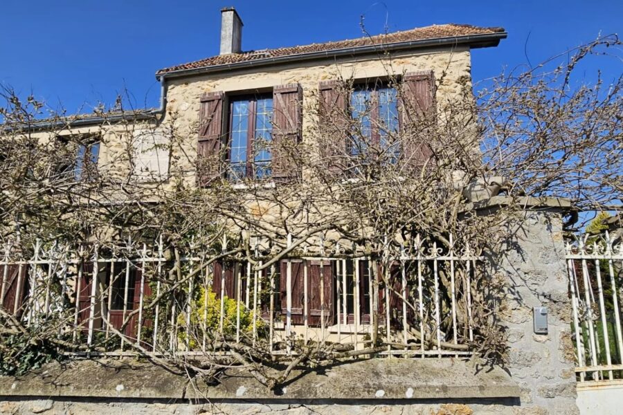 Maison à vendre à Saint-Forget — Vue montagne — photo 6