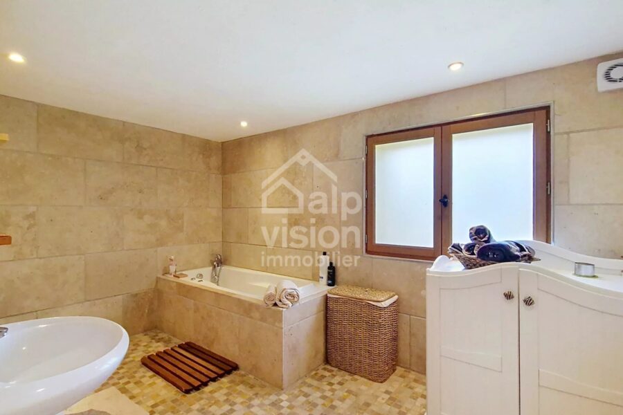Maison à vendre à Abondance — Vue montagne — photo 13