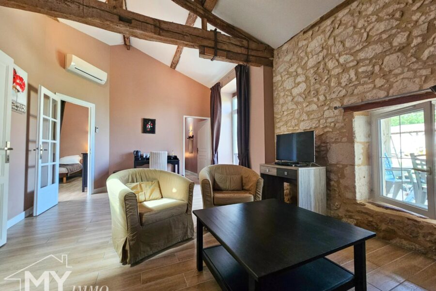 Maison à vendre à Les Lèves-et-Thoumeyragues — Vue montagne — photo 8