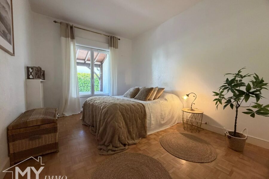 Maison à vendre à Pineuilh — Vue parc & jardin — photo 15