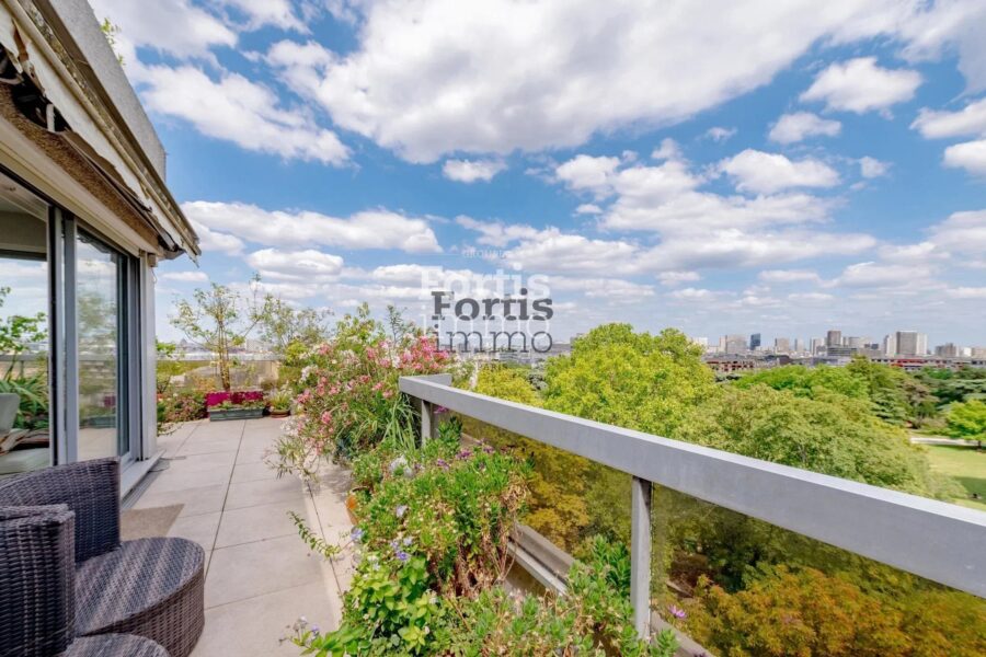 Appartement à vendre à Paris 14e arrondissement — Vue sur la ville — photo 23