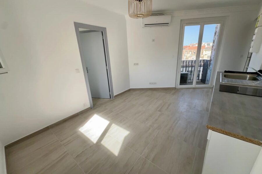 Appartement à vendre à Perpignan — Vue sur la ville — photo 3