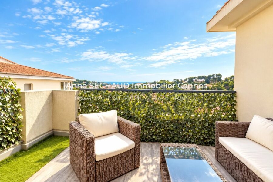 Appartement à vendre à Cannes — Vue sur la ville — photo 3